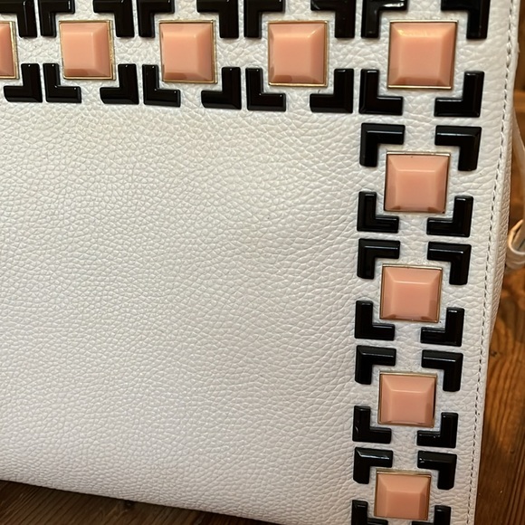 Kate Spade New York Ainslie Street Etta Bag. - Picture 5 of 16